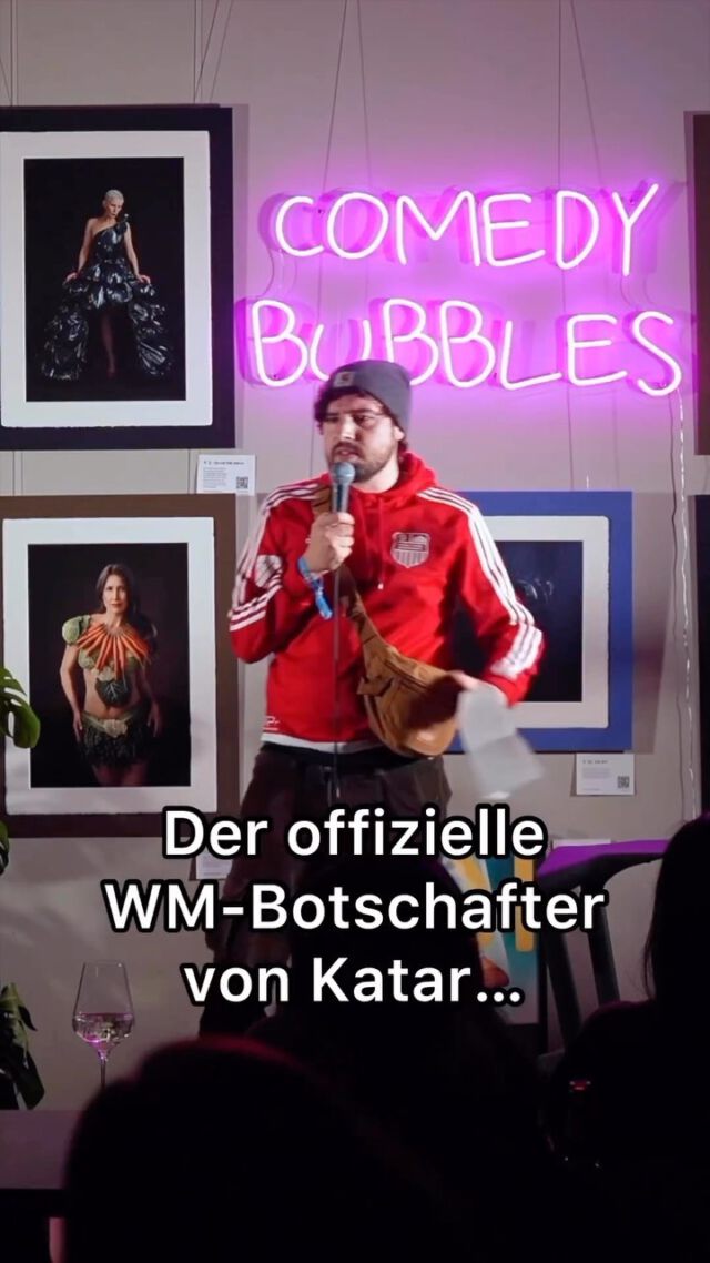 BJ FIFA Story 😉 
#katar #fifa #wmboykott2022 #asiatischesrestaurantstuttgart #comedybubbles #standupcomedy #marvinendres #veganesrestaurantstuttgart