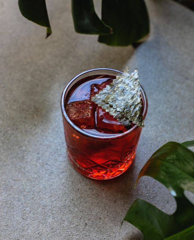 Negroni "Asian Style"⁠
#asianrestaurantstuttgart #baoburger  #banhmi #banhmiandbubbles  #veganesrestaurantstuttgart ⁠
#marcelwanek #asianfood #japanesefood #sushilover⁠
#veganfood #veggies #plantbased⁠
#friedchicken #instafood #burgerlover